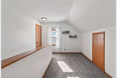 1006 S 109th St, West Allis, WI 53214 - Photo 16