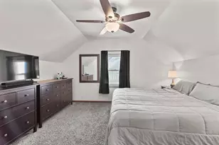 1006 S 109th St, West Allis, WI 53214 - Photo 18