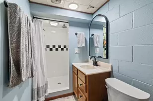 1006 S 109th St, West Allis, WI 53214 - Photo 22