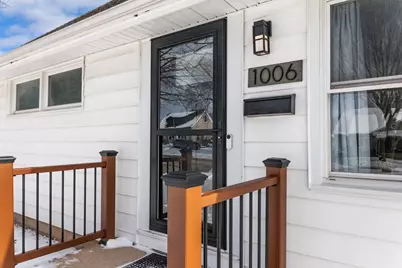 1006 S 109th St, West Allis, WI 53214 - Photo 2