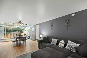 1139 White Rock Ave, Waukesha, WI 53186 - Photo 2