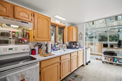 1139  White Rock Ave, Waukesha, WI 53186 - Photo 12