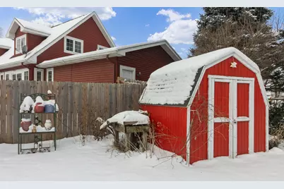 742  Sheridan Springs Rd, Lake Geneva, WI 53147 - Photo 4