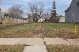 93 S Bell St, Fond du Lac, WI 54935 - Photo 1