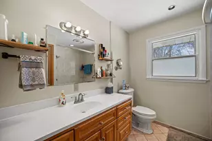 N50W14420 Fairmount Ave, Menomonee Falls, WI 53051 - Photo 26