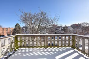 3365 N Oakland Ave, Milwaukee, WI 53211 - Photo 8