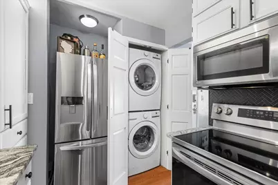 360  Park Hill Dr #C, Pewaukee, WI 53072 - Photo 10