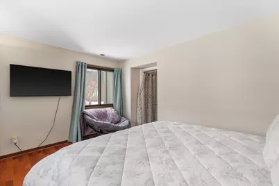 360  Park Hill Dr #C, Pewaukee, WI 53072 - Photo 16