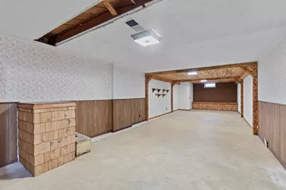 8824 W Dosie Ave, Greenfield, WI 53228 - Photo 26