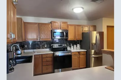 1978  Parknoll Ln, Port Washington, WI 53074 - Photo 2