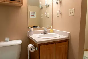 1978 Parknoll Ln, Port Washington, WI 53074 - Photo 8