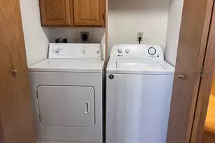 1978 Parknoll Ln, Port Washington, WI 53074 - Photo 10