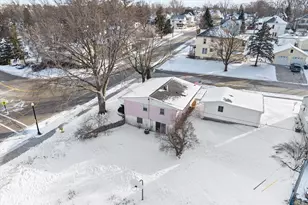 622 Smith St, Plymouth, WI 53073 - Photo 32