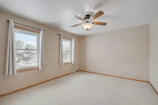 683 Fox Run Dr, Saukville, WI 53080 - Photo 12