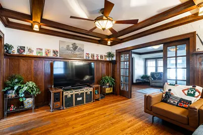 1429 S 79th St, West Allis, WI 53214 - Photo 4