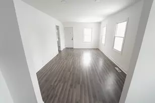 1313 Summerset Dr, Racine, WI 53406 - Photo 6