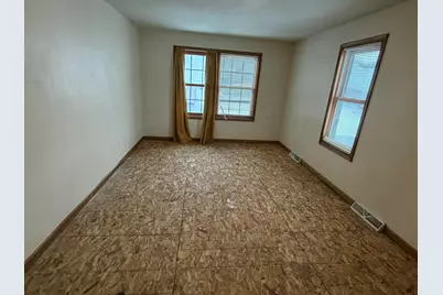 2140 N 27th St, Milwaukee, WI 53208 - Photo 18