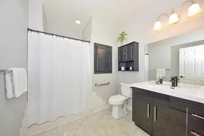 N16W26534  Wild Oats Dr #A, Pewaukee, WI 53072 - Photo 8