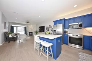 N16W26534 Wild Oats Dr, Pewaukee, WI 53072 - Photo 4