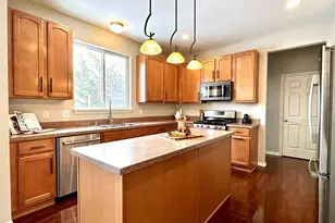 10907 62nd St, Kenosha, WI 53142 - Photo 12