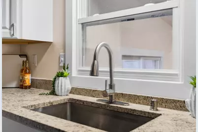 992  Home Ave, Fox Crossing, WI 54952 - Photo 10