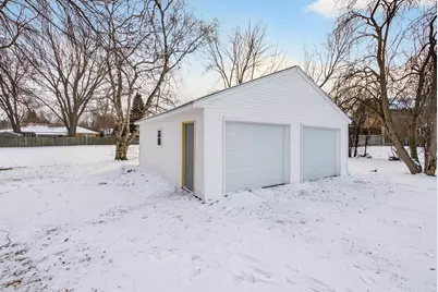 992  Home Ave, Fox Crossing, WI 54952 - Photo 32