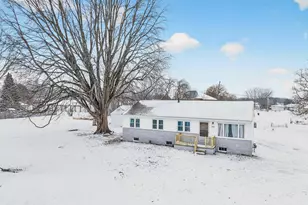 992 Home Ave, Fox Crossing, WI 54952 - Photo 34