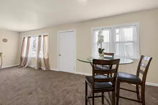 992 Home Ave, Fox Crossing, WI 54952 - Photo 6