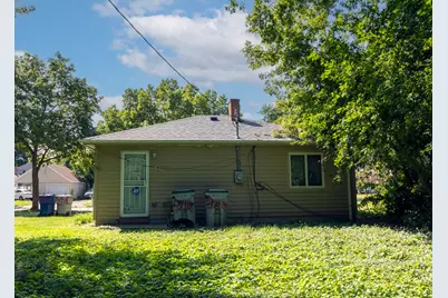 5718 N 62nd St, Milwaukee, WI 53218 - Photo 2