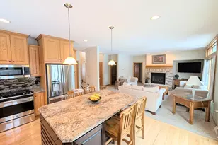 N108W14895 Bel Aire Ln, Germantown, WI 53022 - Photo 8