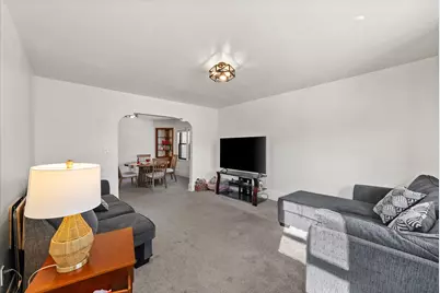 1527 S 80th St, West Allis, WI 53214 - Photo 16