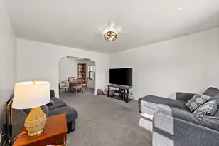 1527 S 80th St, West Allis, WI 53214 - Photo 16