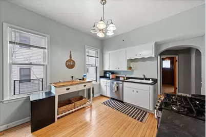 2627 N Murray Ave, Milwaukee, WI 53211 - Photo 8