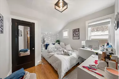 3215 N Bartlett Ave #3215A, Milwaukee, WI 53211 - Photo 20