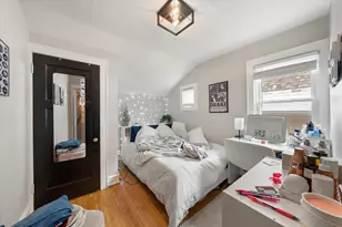 3215 N Bartlett Ave, Milwaukee, WI 53211 - Photo 20