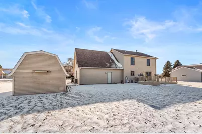 416  Hickory St, Belgium, WI 53004 - Photo 4