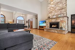 8950 371st Ave, Randall, WI 53181 - Photo 4