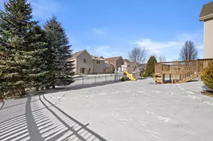 1624 Rolling Green Dr, Racine, WI 53406 - Photo 42