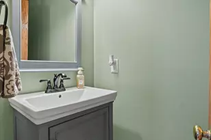 1624 Rolling Green Dr, Racine, WI 53406 - Photo 18