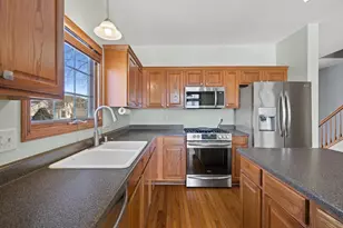 1624 Rolling Green Dr, Racine, WI 53406 - Photo 12