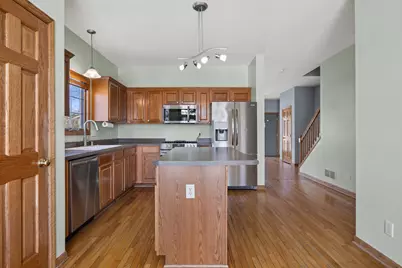 1624  Rolling Green Dr, Racine, WI 53406 - Photo 10