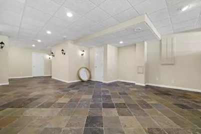 1624  Rolling Green Dr, Racine, WI 53406 - Photo 34