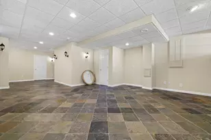 1624 Rolling Green Dr, Racine, WI 53406 - Photo 34