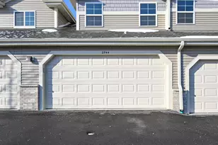 2744 Hidden Dr, Saint Francis, WI 53235 - Photo 28