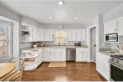 2616 N 85th St, Wauwatosa, WI 53226 - Photo 16