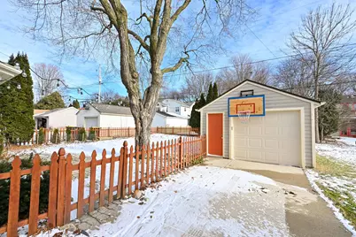 2616 N 85th St, Wauwatosa, WI 53226 - Photo 36
