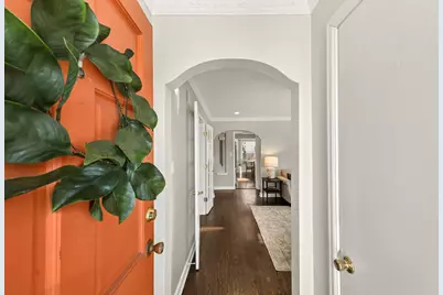 2616 N 85th St, Wauwatosa, WI 53226 - Photo 4