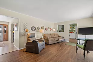 6530 N Alberta Ct, Glendale, WI 53217 - Photo 12