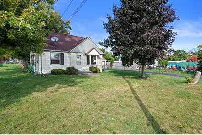 8720 W Kaul Ave, Milwaukee, WI 53225 - Photo 2