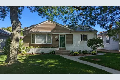 5354 N Lydell Ave, Whitefish Bay, WI 53217 - Photo 1